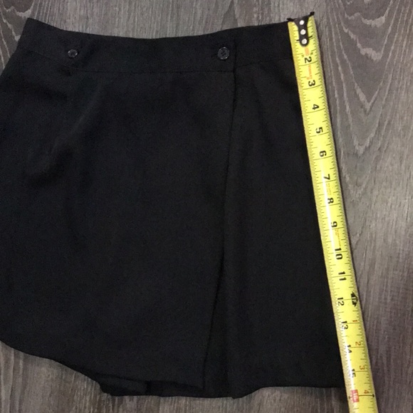 Super Cute Wrap Skort size 7 - Picture 3 of 13
